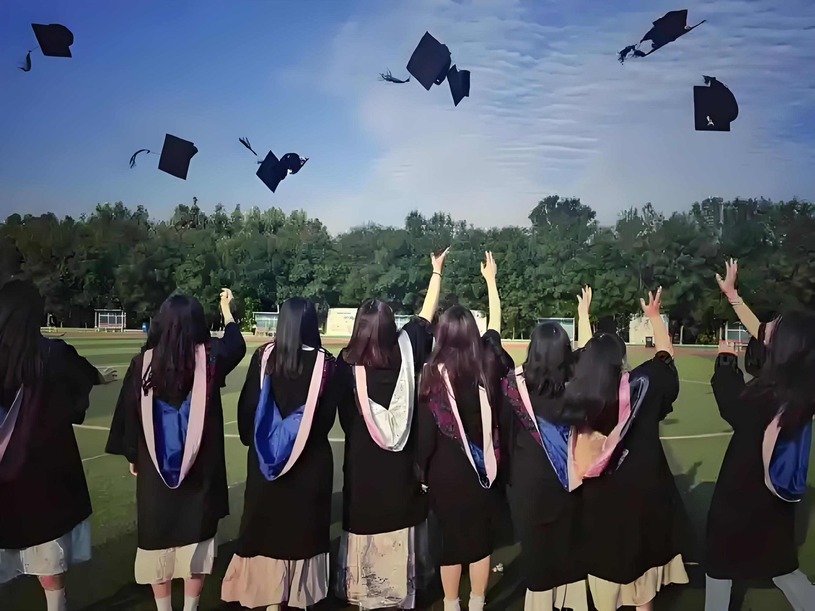 慕华卢女子大学